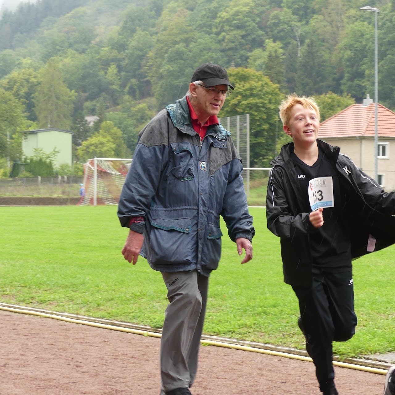 Bild vom 13. Benefizlauf im Jahr 2022. Dies ist das 132. Bild.